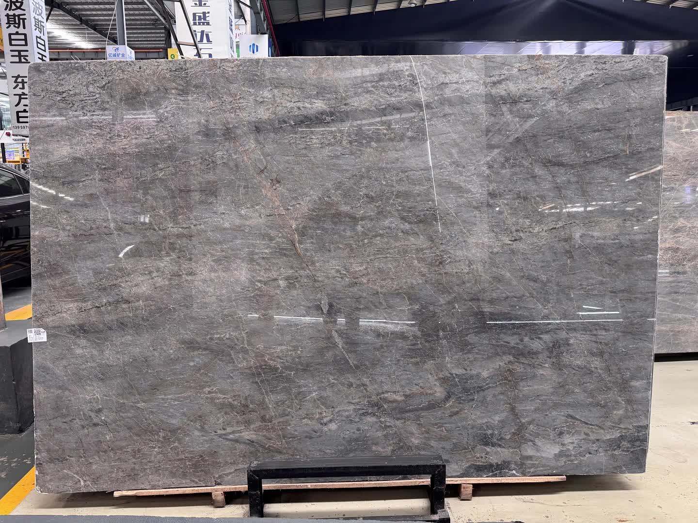 Provence Grey Marble With Gold Veins Slabs  Pattern
