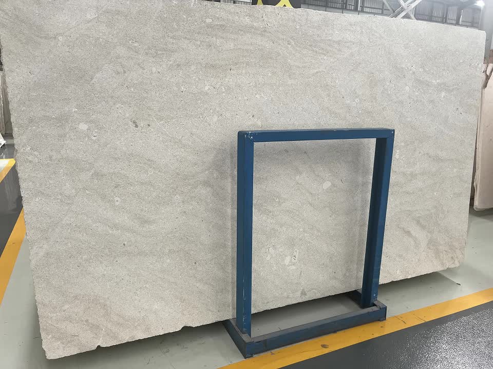 Bateig Fantasia Limestone Slabs