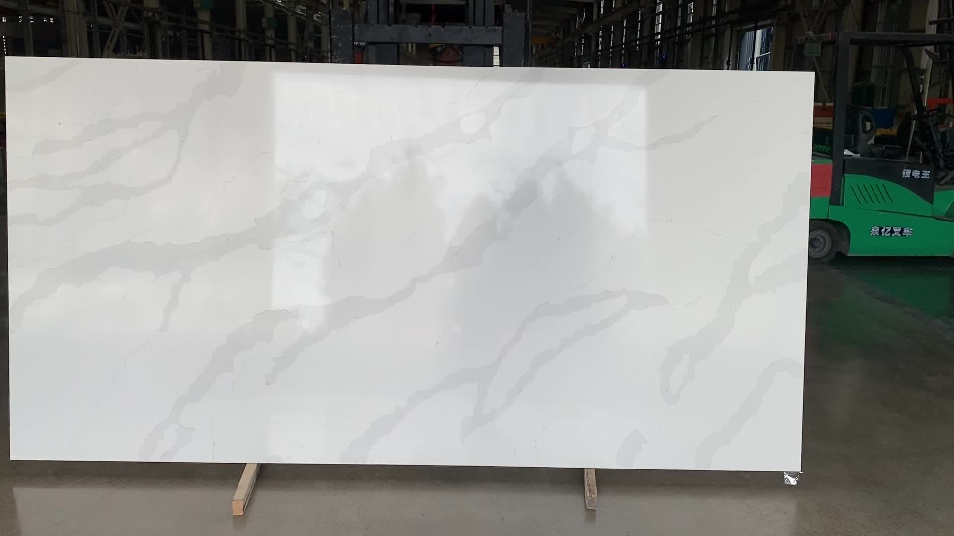 Beautiful Calacatta Quartz Slabs Stone Supplier Jumbo Size
