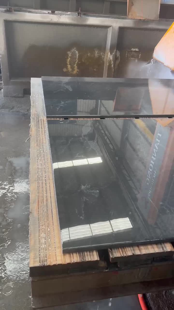 American Black  Granite Slabs