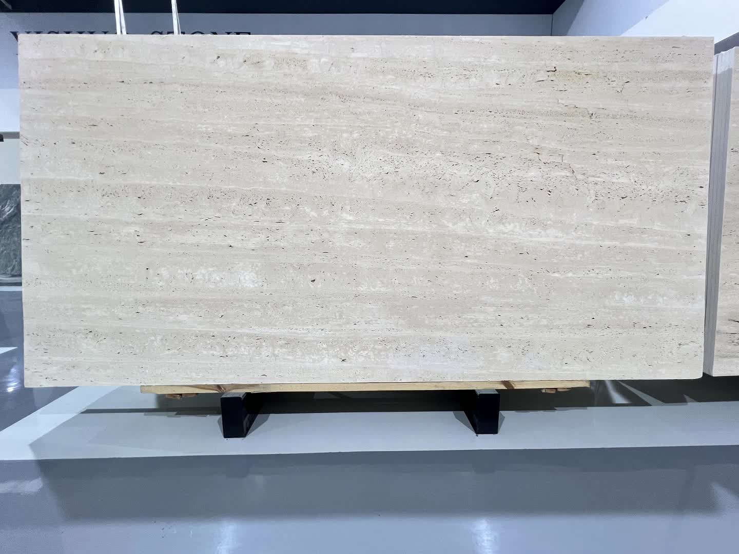 Travertino Navona Bianco Slabs
