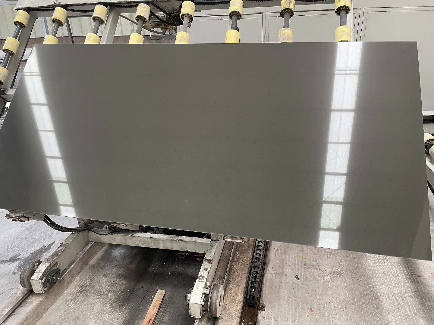Pure Grey Quartz Stone Slabs  Artificial Stone Slabs