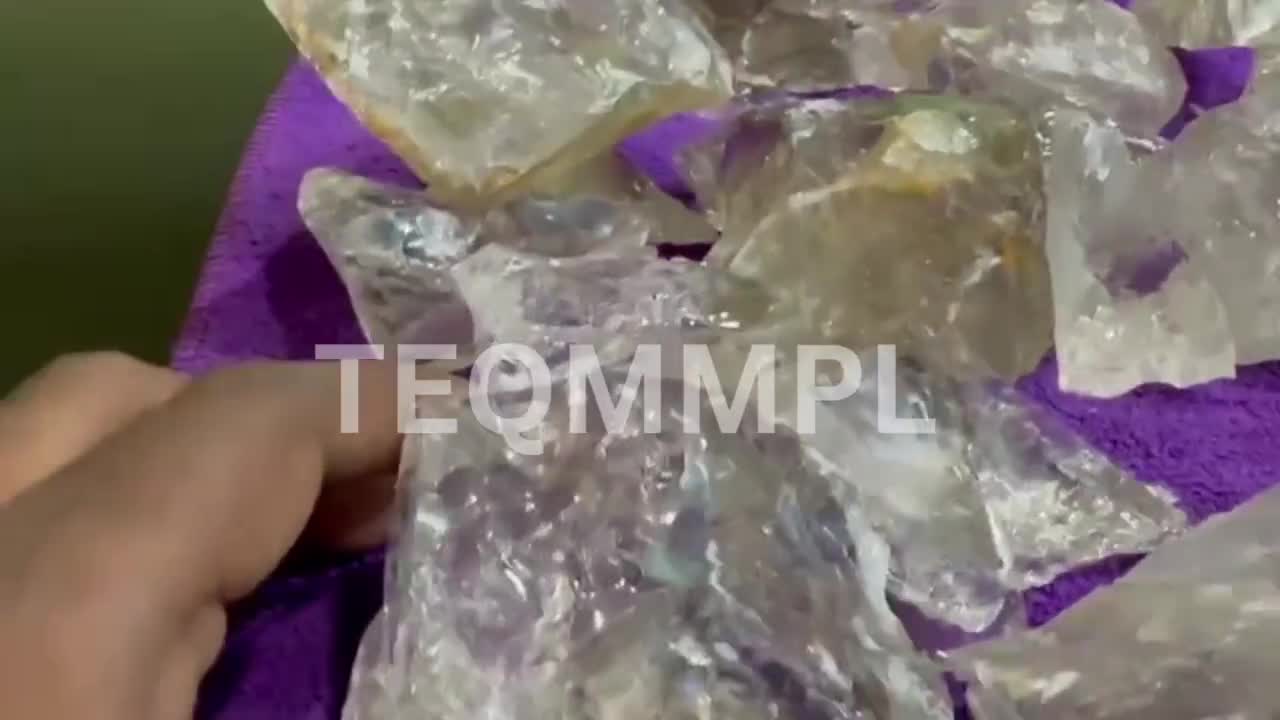 Natural Glassy Quartz Boulders
