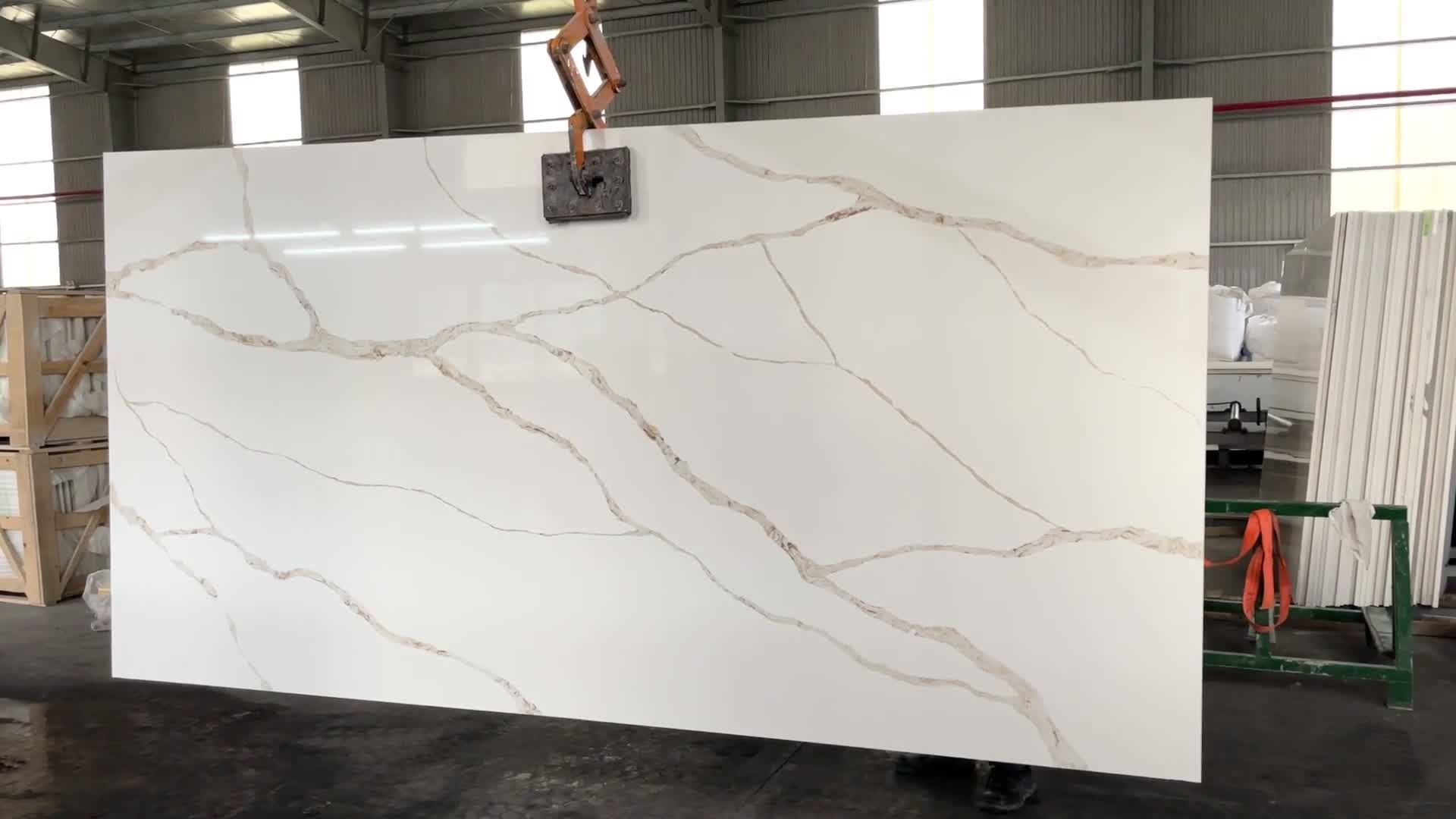 LQ-915 Calacatta Michelo Gold Quartz Slabs Vietnam