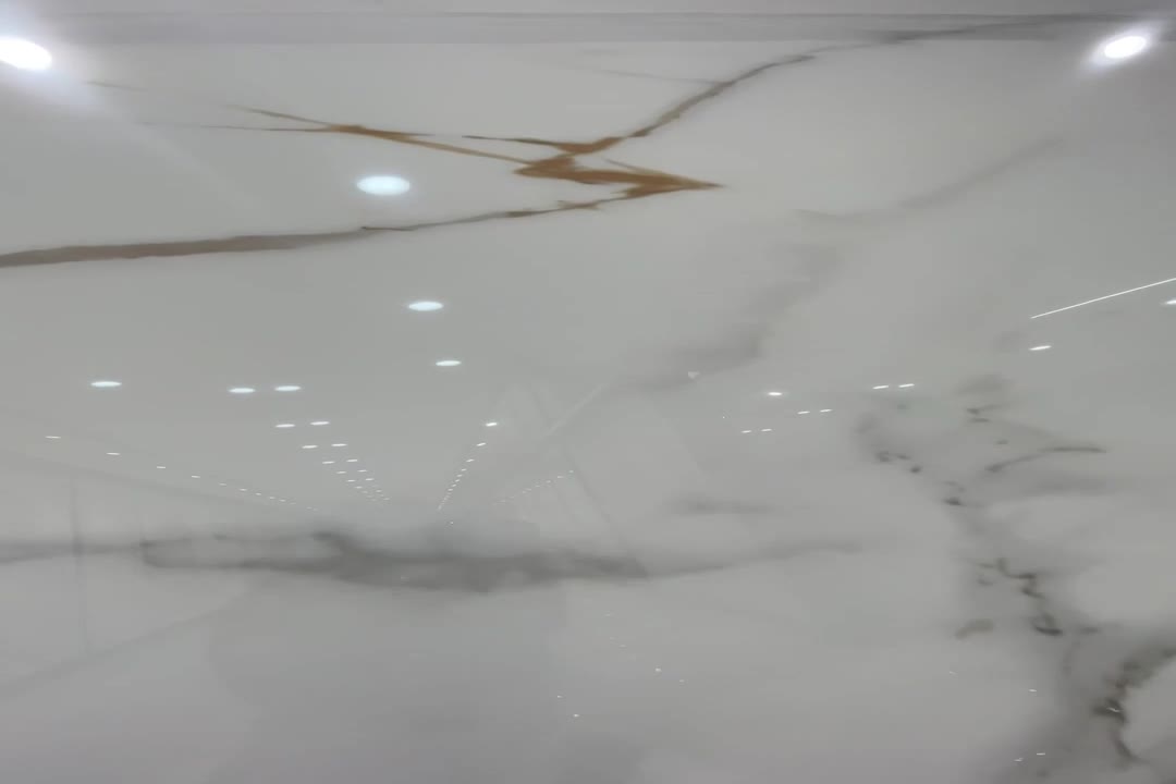 China Calacatta Gold Gold Glossy 12Mm Porcelain Slabs